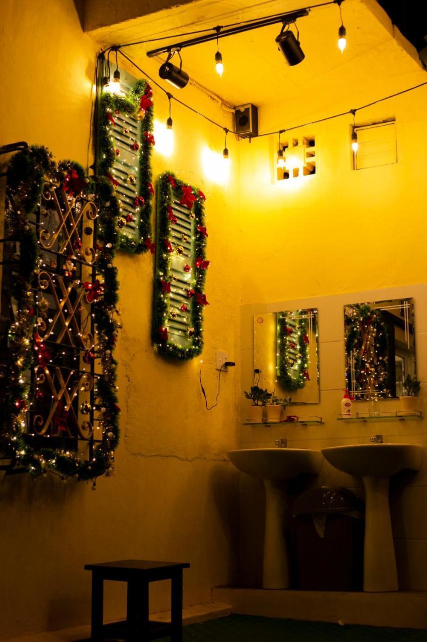 Saigon Center Hostel Хошимин Экстерьер фото
